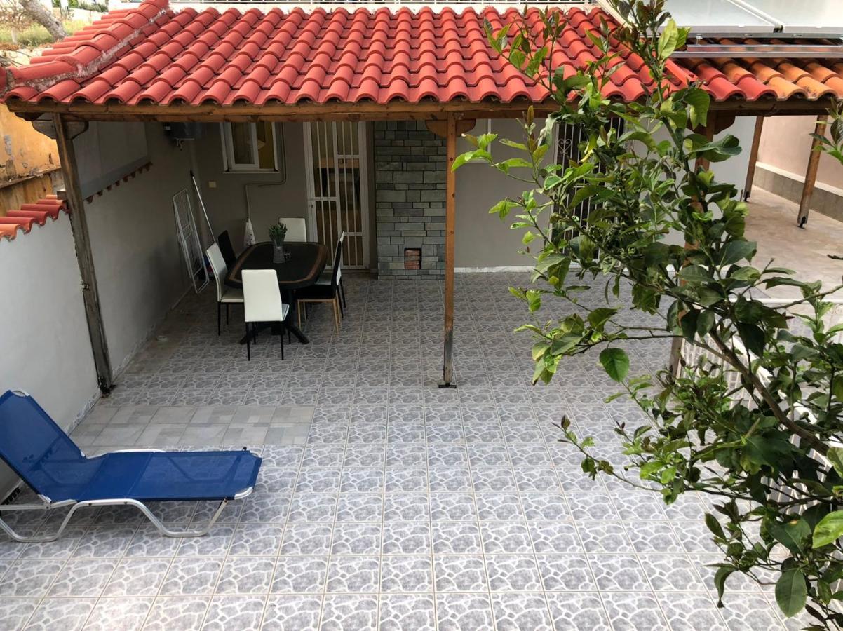 La Vita Apartments-Near Airport & Sea Artemida  Bagian luar foto