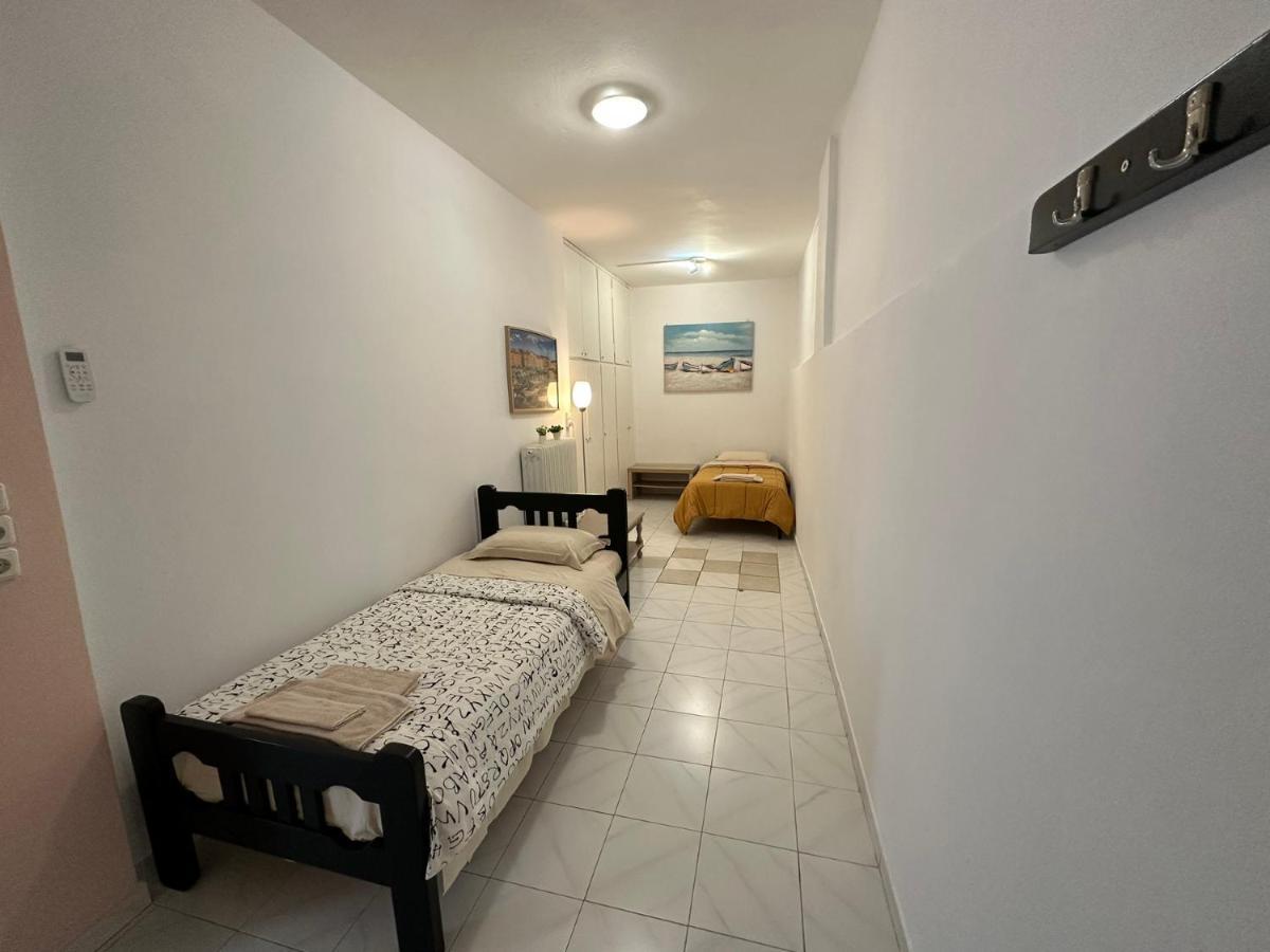 La Vita Apartments-Near Airport & Sea Artemida  Bagian luar foto