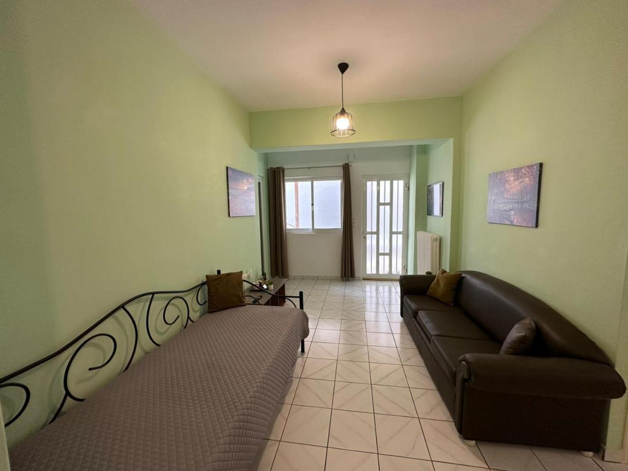 La Vita Apartments-Near Airport & Sea Artemida  Ruang foto